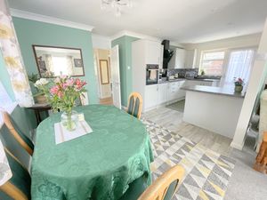 Pyefleet Close- click for photo gallery